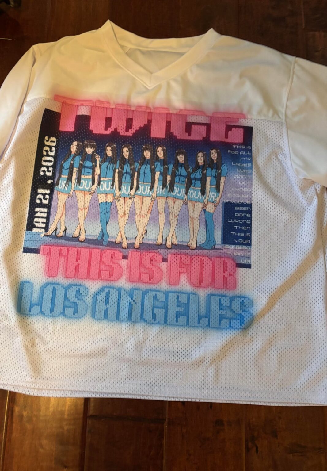 صنع قميصًا للمتعة