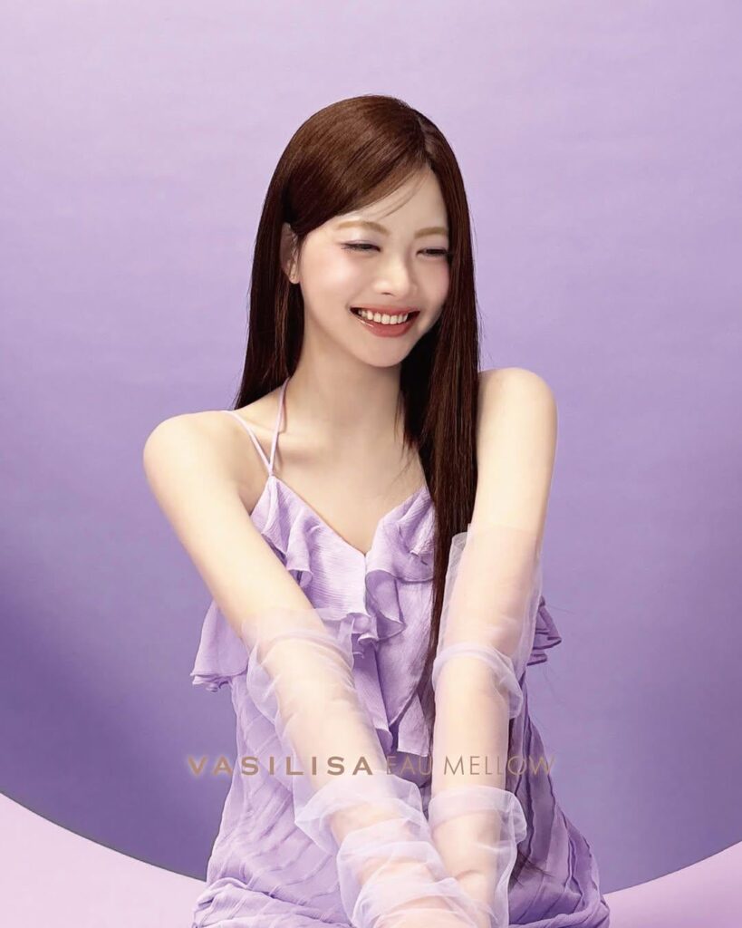 260117 تحديث عطر VASILISA على الانستقرام مع Hong Eunchae