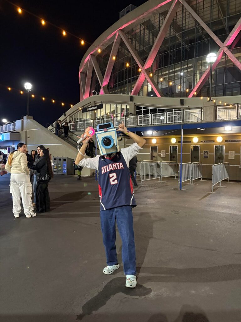 مرتين أوكلاند يوم 2 مناسبا