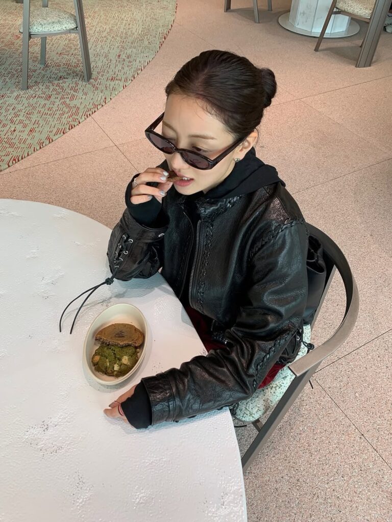 260103 تحديث جيهيو على الانستقرام - لقد كنت سعيدًا في عام 2025💙