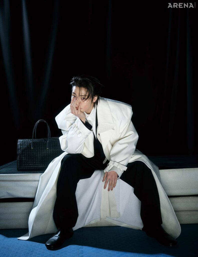 Stray Kids IN - Arena Homme+ Korea (إصدار فبراير 2026 مصور)