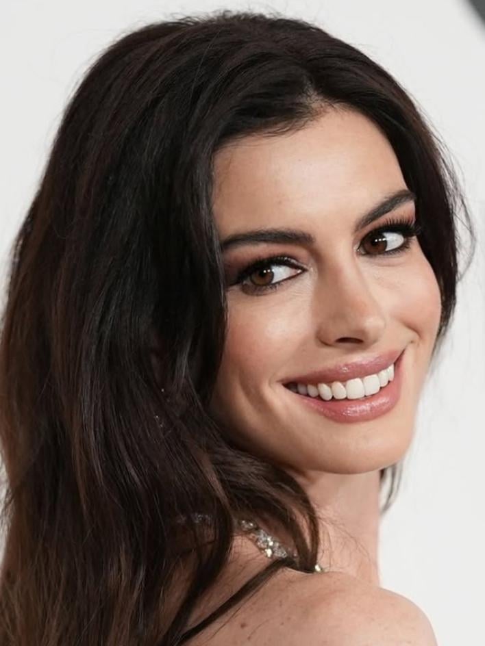 Anne Hathaway