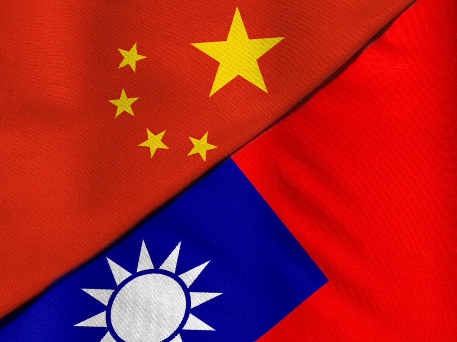 صفقة الأسلحة الأميركية وتخريب السلام في مضيق تايوان | سياسة