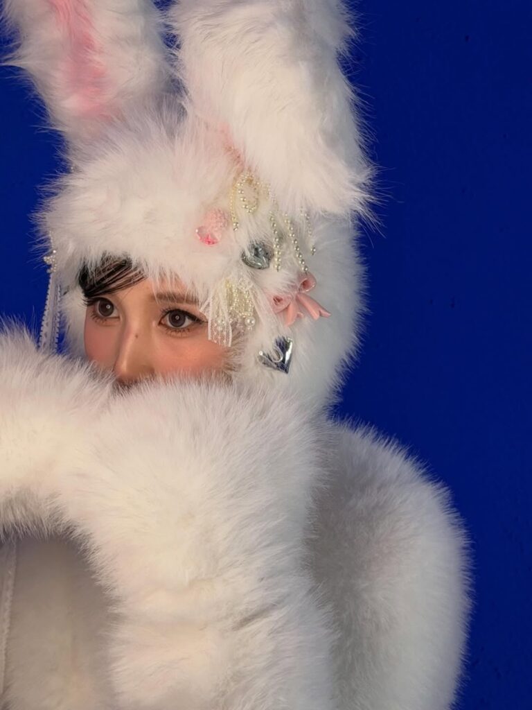 260119 تحديث مينا على الانستقرام - كونفيتي 🎉🐰