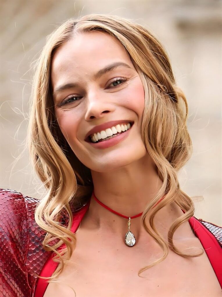 Margot Robbie