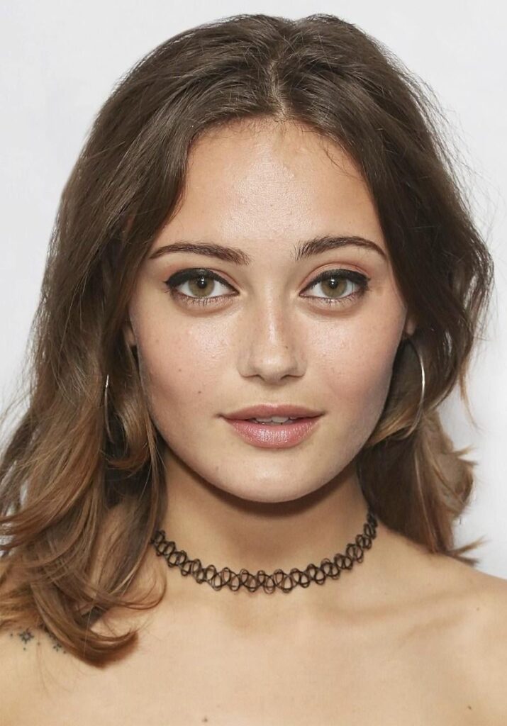 Ella Purnell