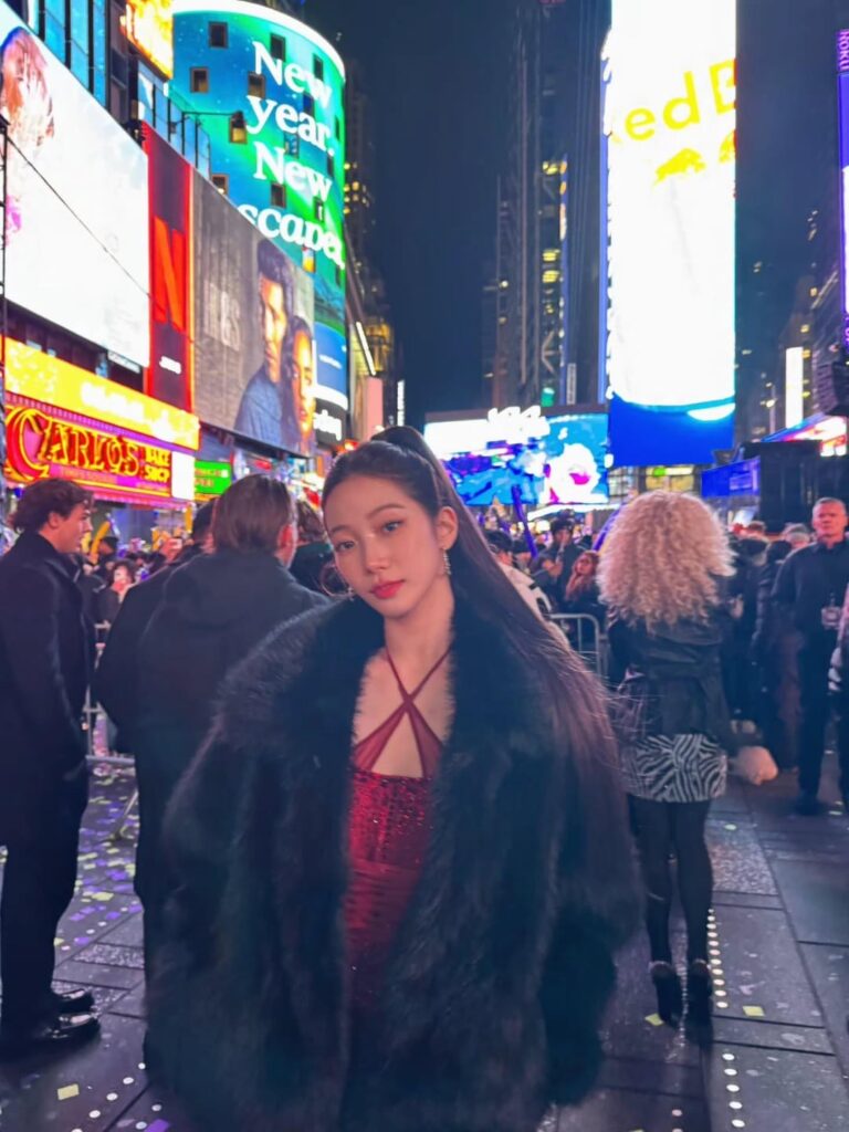 260102 تحديث كازوها على الانستقرام. لو سيرافيم