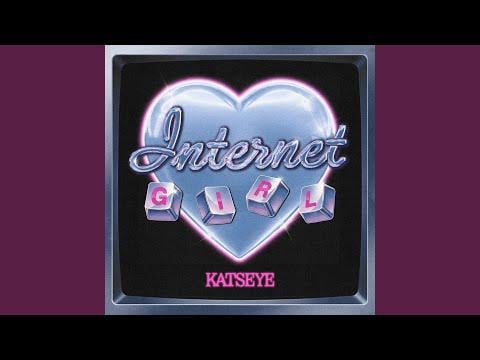 كاتسي - فتاة الإنترنت