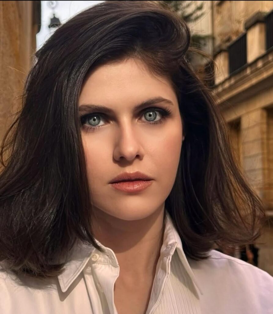 Alexandra Daddario Alexandra Daddario
