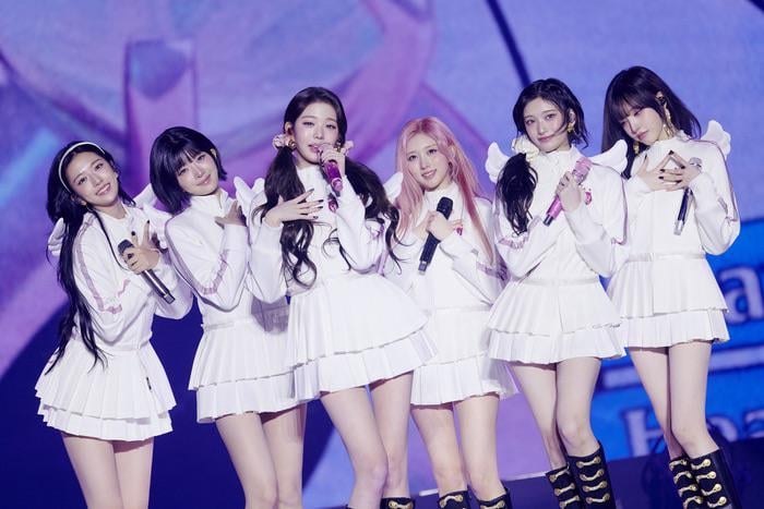 من يعتقد أيضًا أن Starship لا تزال تحجز أماكن لـ SHOW WHAT I AM WORLD TOUR؟ [LONG]