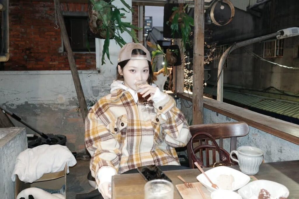 260117 - تحديث كيم تشايوون على الانستقرام . هاه يونجين