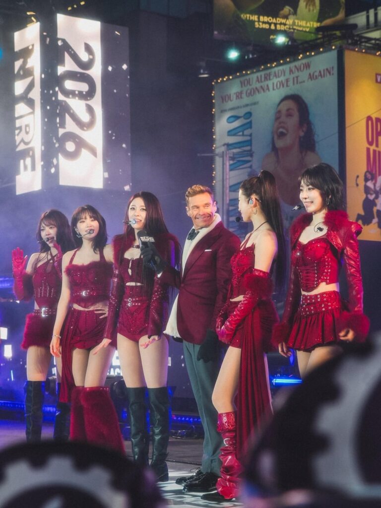 260101 - تحديث ريان سيكريست على الانستقرام مع LE SSERAFIM