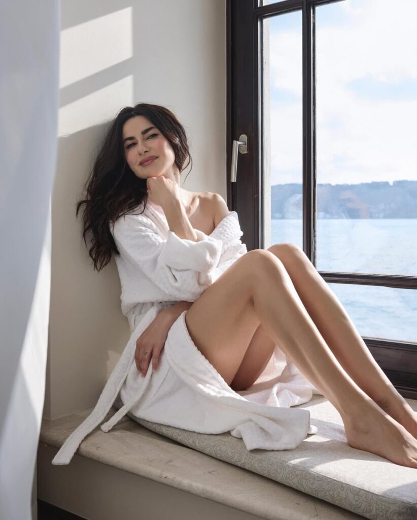 Nesrin Cavadzade