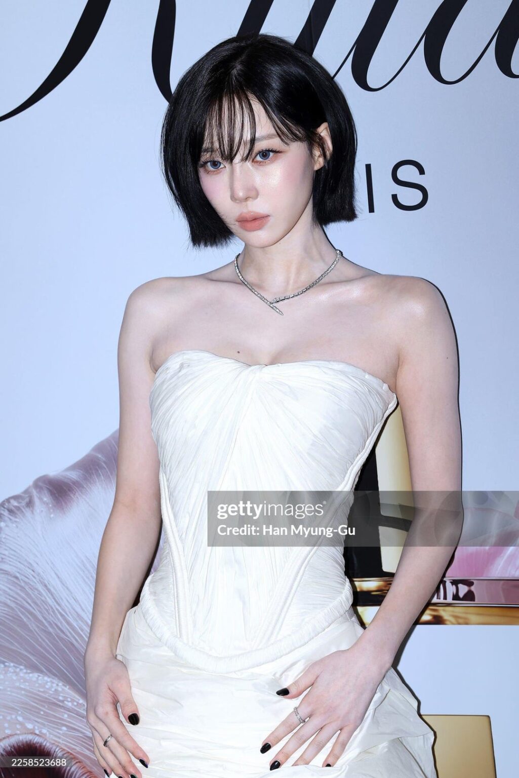 260127 شتاء في حفل افتتاح متجر دوسان الرئيسي "كيليان باريس" (غيتي إيماجز)