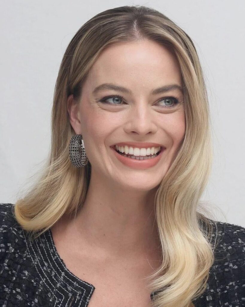 Margot Robbie