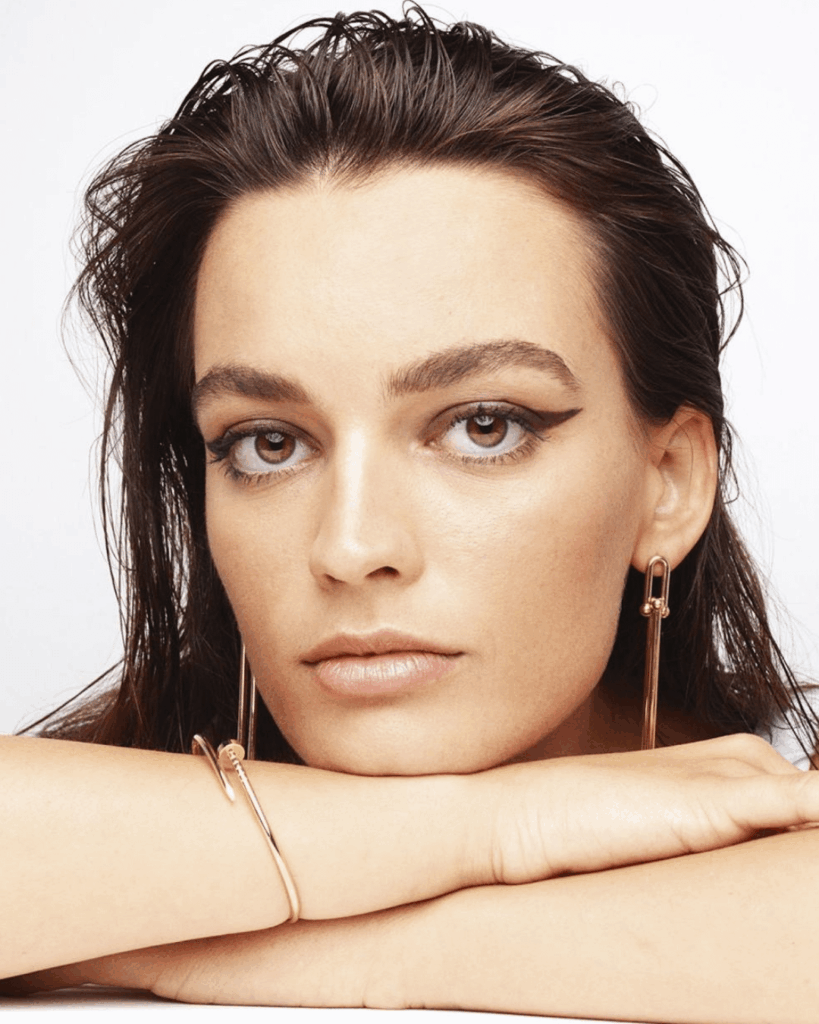 Emma Mackey Emma Mackey