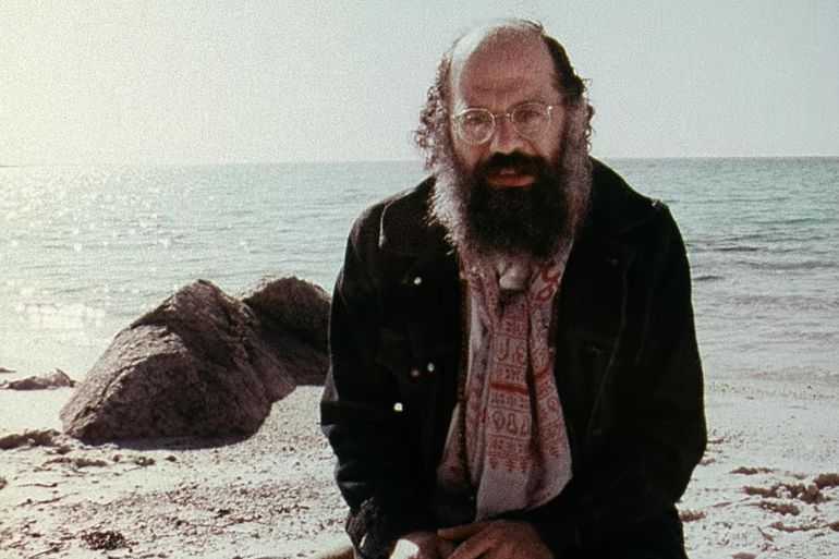 ألن غينسبيرغ مؤلف قصيدة "عواء" (آي ام دي بي)