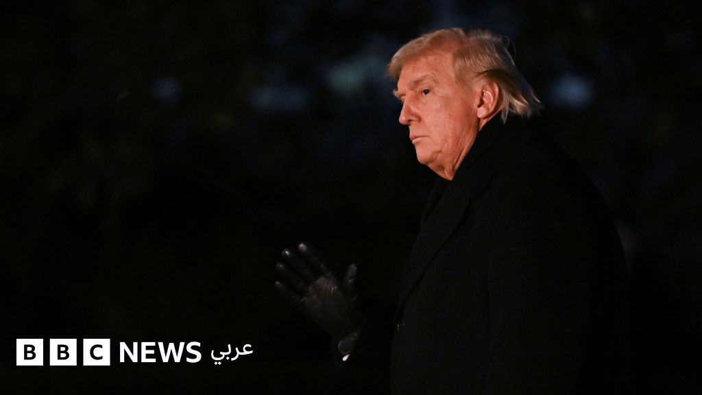 "منشور ترامب العنصري عن عائلة أوباما شكّل جرس إنذار للبعض"- مقال في الغارديان