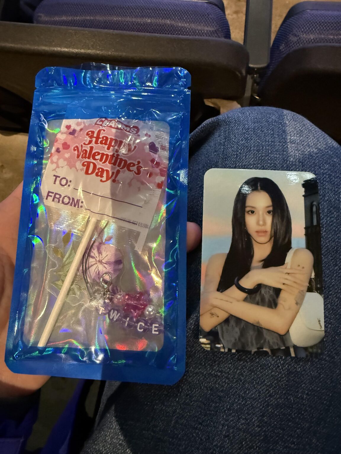 المرة الثالثة رؤية مرتين. الأكثر ودية مرة واحدة اليوم. شكرا لمن يكون هذا.