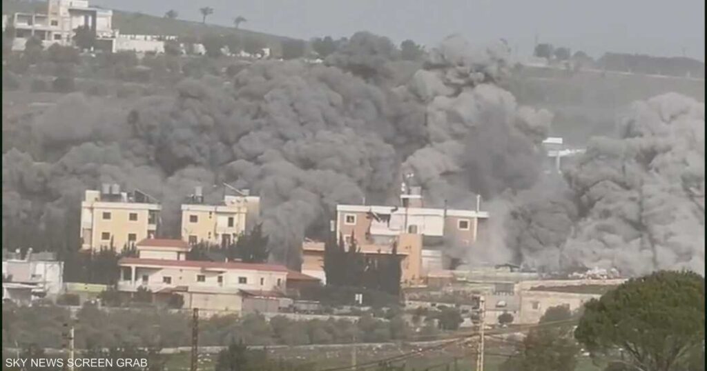 غارات إسرائيلية على مستودعات أسلحة لحزب الله في جنوب لبنان غارات إسرائيلية على مستودعات أسلحة لحزب الله في جنوب لبنان