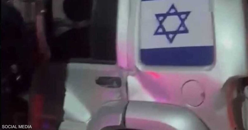 مصر.. “حادث دهس” بسيارة تحمل علم إسرائيل مصر.. "حادث دهس" بسيارة تحمل علم إسرائيل
