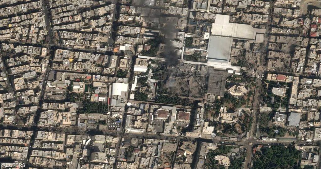 مسؤول إسرائيلي يكشف تفاصيل استهداف قادة إيران مسؤول إسرائيلي يكشف تفاصيل استهداف قادة إيران