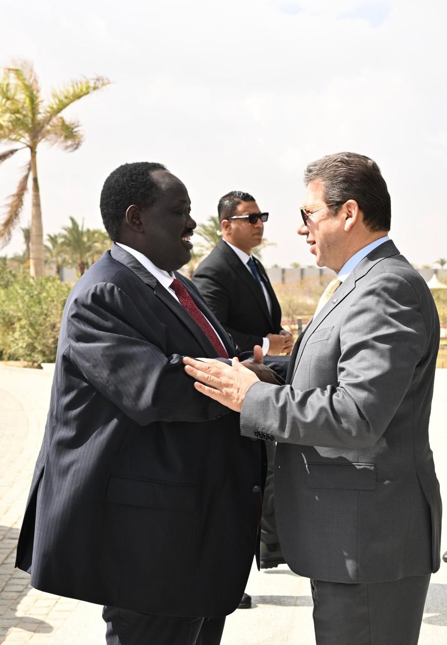 رئيس المخابرات العامة الوزير حسن رشاد يلتقي وفدا رفيع المستوى من دولة جنوب رئيس المخابرات العامة الوزير حسن رشاد يلتقي وفدا رفيع المستوى من دولة جنوب