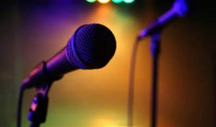 خلال-غناء-فنان-سعوديّ-شهير…-فيديو-يُوثّق-ما-حصل-مع-مهندس-الصوت!