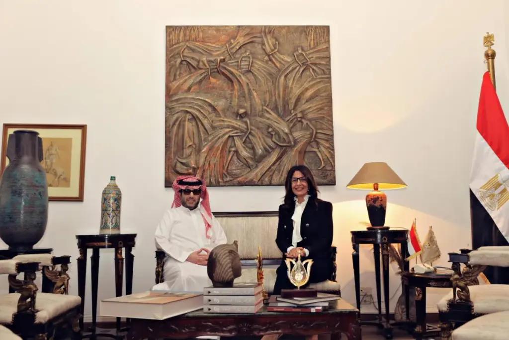 آل الشيخ: مفاجآت ثقافية سعودية - مصرية مرتقبة - الشرق الأوسط