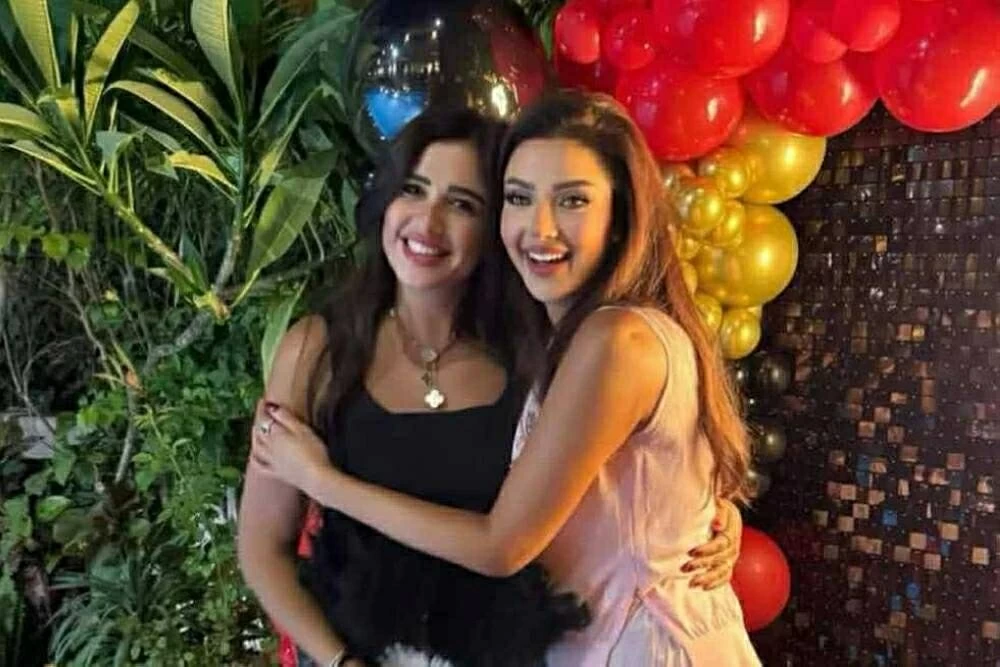 رضوى الشربينى وياسمين عبدالعزيز