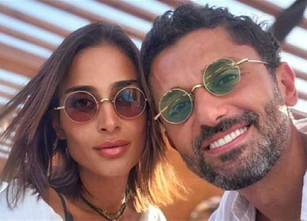 كريم محمود عبدالعزيز وزوجته آن الرفاعي