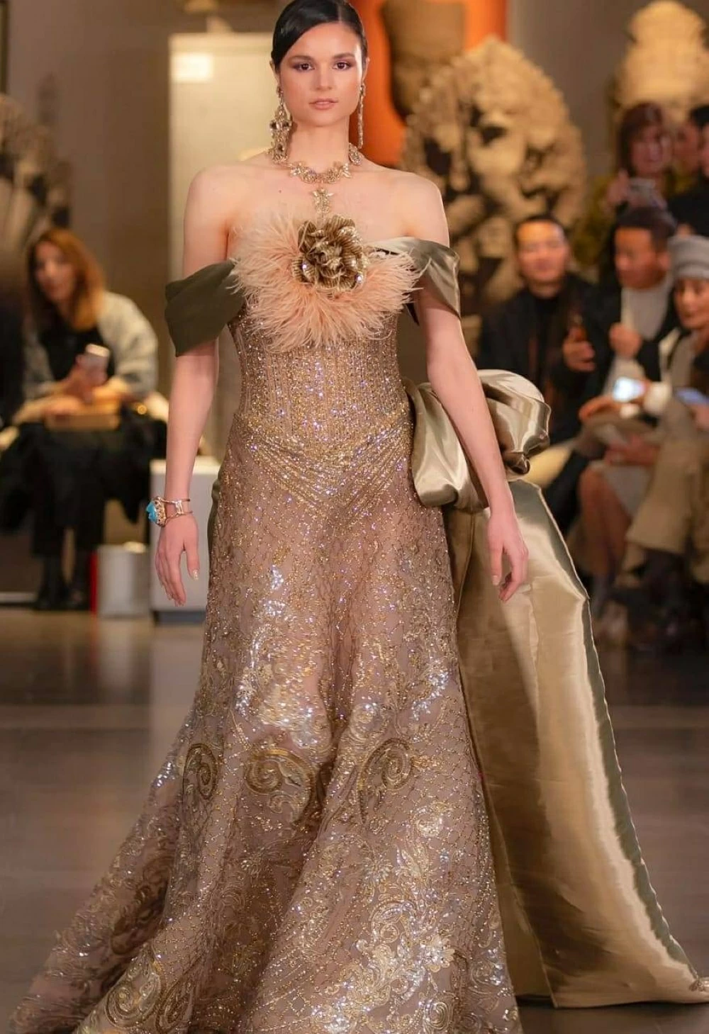 مصمم الأزياء المصرى العالمى هانى البحيري