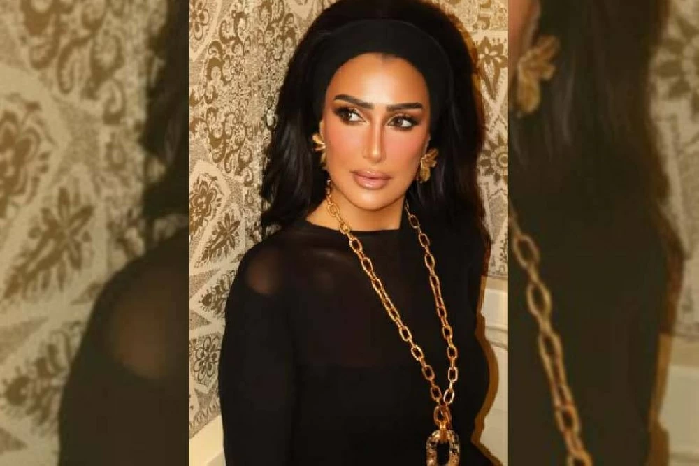 غادة عبدالرازق تنشر أحدث جلسة تصوير لها