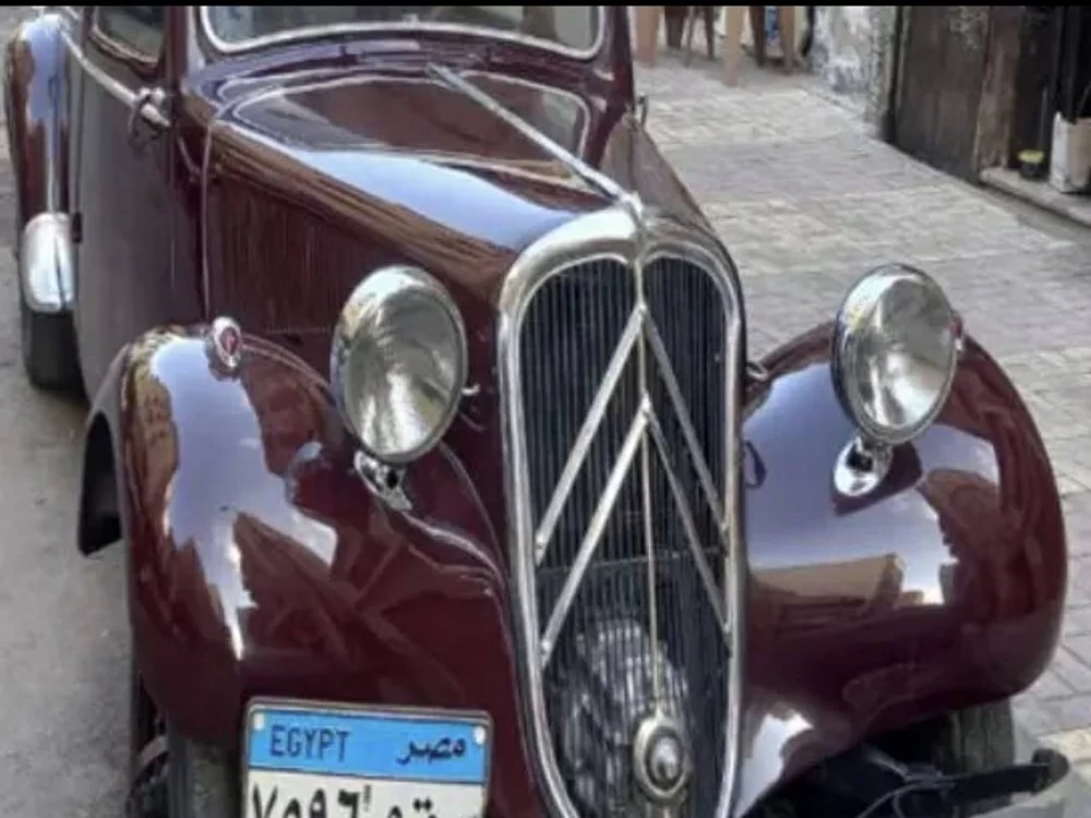 من «رمضان جانا» إلى «التراث المتحرك» بشوارع القاهرة القديمة.. سيارة ملك الطرب بسعر مليون جنيه (القصة الكاملة) سيارة عبد المطلب