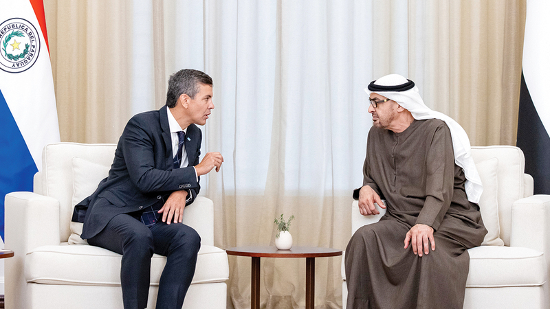 رئيس الدولة ورئيس الباراغواي يبحثان علاقات التعاون