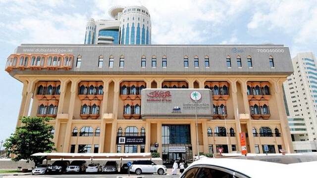 دبي تدرس منح الزوار وغير المقيمين ملكية "العقار الأول"