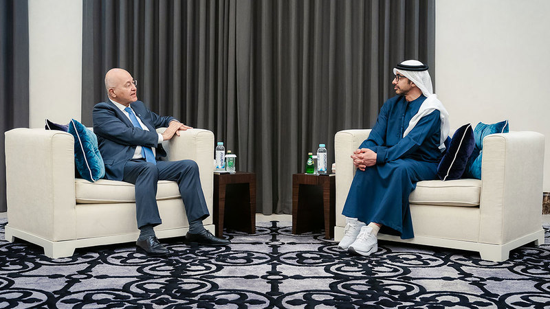 عبدالله بن زايد خلال لقائه برهم صالح. وام