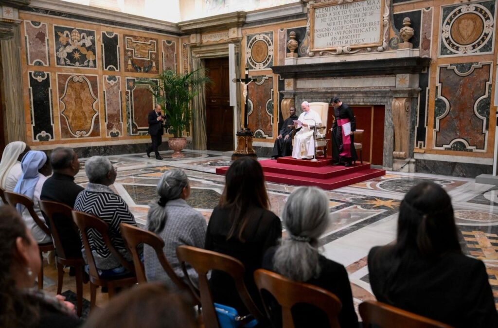 خطاب البابا إلى أعضاء اللجنة التنظيمية لمبادرة "من الأزمة إلى الرعاية: العمل الكاثوليكي من أجل الأطفال"