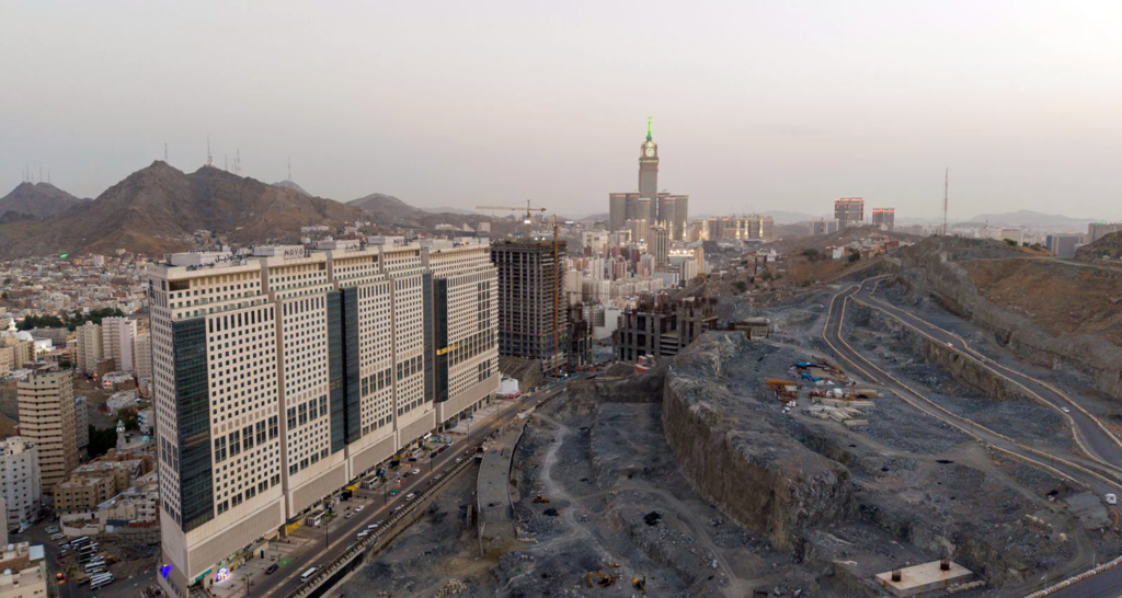 ذاخر للتطوير تعين شبه الجزيرة للمقاولات لاستكمال اعمال البنية التحتية لمشروع ذاخر بمكة المكرمة