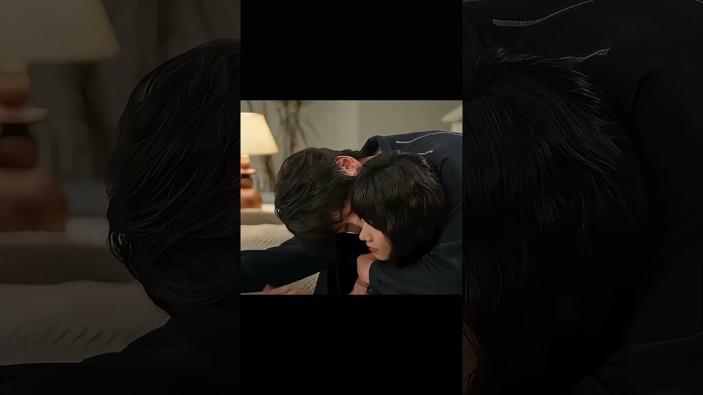 💕💕 #Affinity #炽热吸引 #JinFang #Yuxin Cui #YOUKU #الانجذاب #shorts #cdrama #优酷 #romance