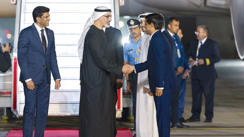 نيابة عن رئيس الدولة.. ولي عهد أبوظبي يشارك في قمة تأثير الذكاء الاصطناعي بنيودلهي