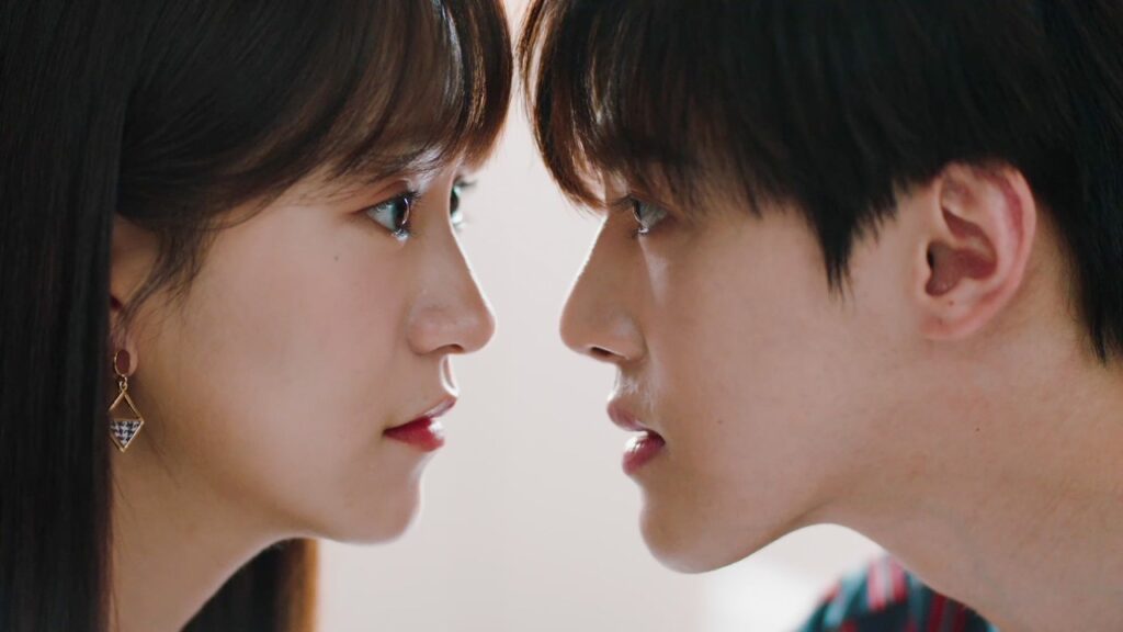 لماذا لم تنامي ؟ هل كنت تتوقعين بأني سأفعل لك شيئاً❤️💋 الفتاة التي ترى الروائح لماذا لم تنامي ؟ هل كنت تتوقعين بأني سأفعل لك شيئاً❤️💋 الفتاة التي ترى الروائح