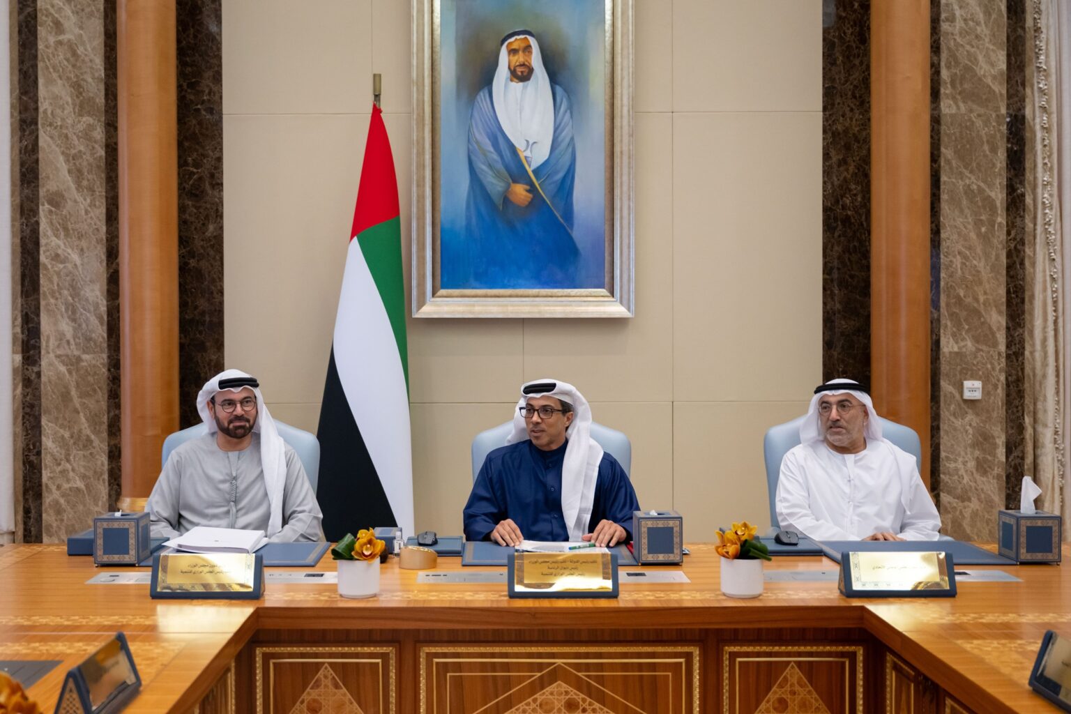 برئاسة منصور بن زايد..المجلس الوزاري للتنمية يستعرض مستجدات تنفيذ السياسات والبرامج الحكومية برئاسة منصور بن زايد..المجلس الوزاري للتنمية يستعرض مستجدات تنفيذ السياسات والبرامج الحكومية