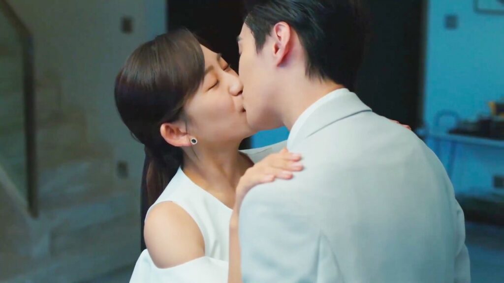 انتي ملكـي و لا اسمح لرجل آخر ان يلمسك❤️  الفتاة التي ترى الروائح