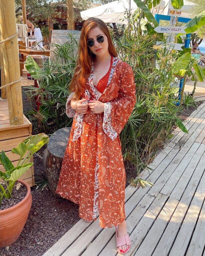 Zeynep Özkaya Zeynep Özkaya