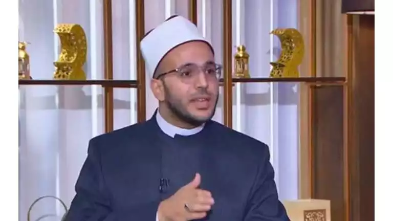 "برامج تافهة تغزو شاشاتنا".. أمين الفتوى ينتقد برامج المقالب وصنّاعها