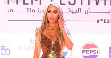 مايا دياب: الإنسان يجب أن يحاط بأشخاص صادقين وحقيقيين