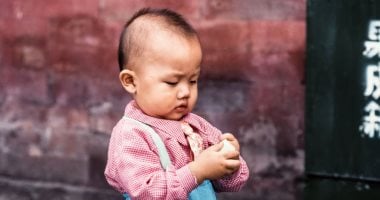 طفل رضيع يتعرض لـ 600 طعنة ويُنقل إلى المستشفى فى واقعة تهز الصين