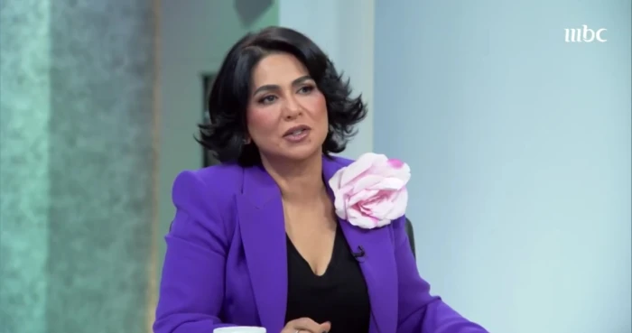 صحيفة المرصد - "أنا حساسة ونفسي عزيزة".. بالفيديو.. الفنانة نوال تكشف الأسباب الحقيقية وراء تفكيرها في اعتزال الفن!
