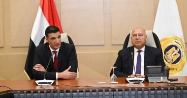 أول تصريحات لوزير الصناعة الجديد.. ماذا قال في حضور كامل الوزير؟